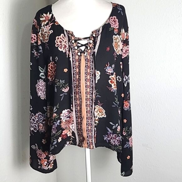 MM by My Michelle Black & Orange Floral Top, Lace-up Neckline, Bell Sleeves, XL - Picture 2 of 9
